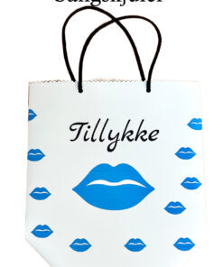 Sangskjuler blå læber med hvidt gaveposedesign og teksten Tillykke